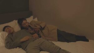 Good Sisters Model (2019)